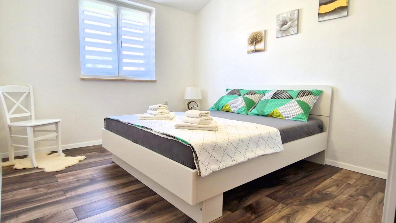 Apartment Goran Krk Town Luaran gambar