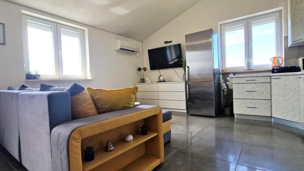 Apartment Goran Krk Town Luaran gambar